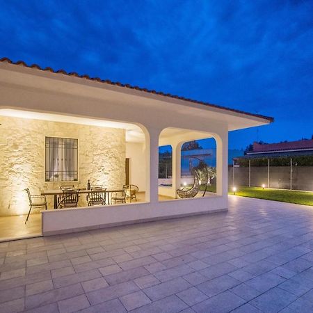 Villa Etoile - Charme & Relax With Pool Avola Luaran gambar